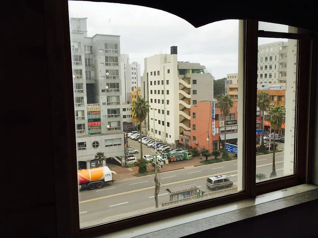 Jeju Grace Tourist Hotel