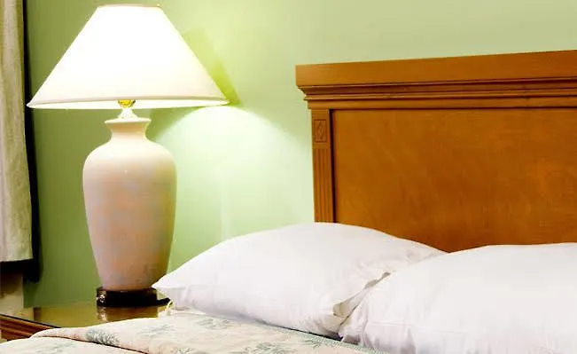 Grace Tourist Hotel Csedzsu